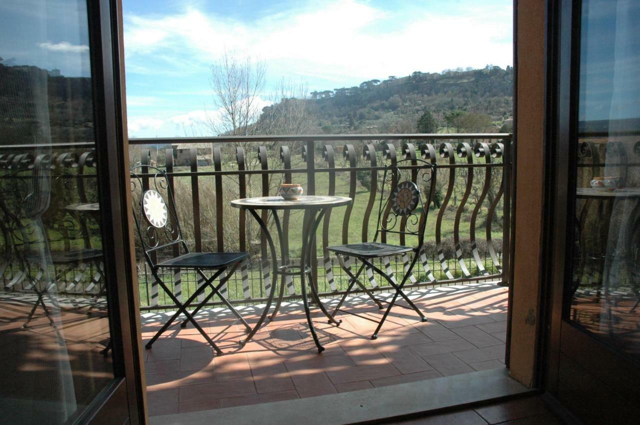 Casa Angolo Delle Rose Orvieto Bagian luar foto