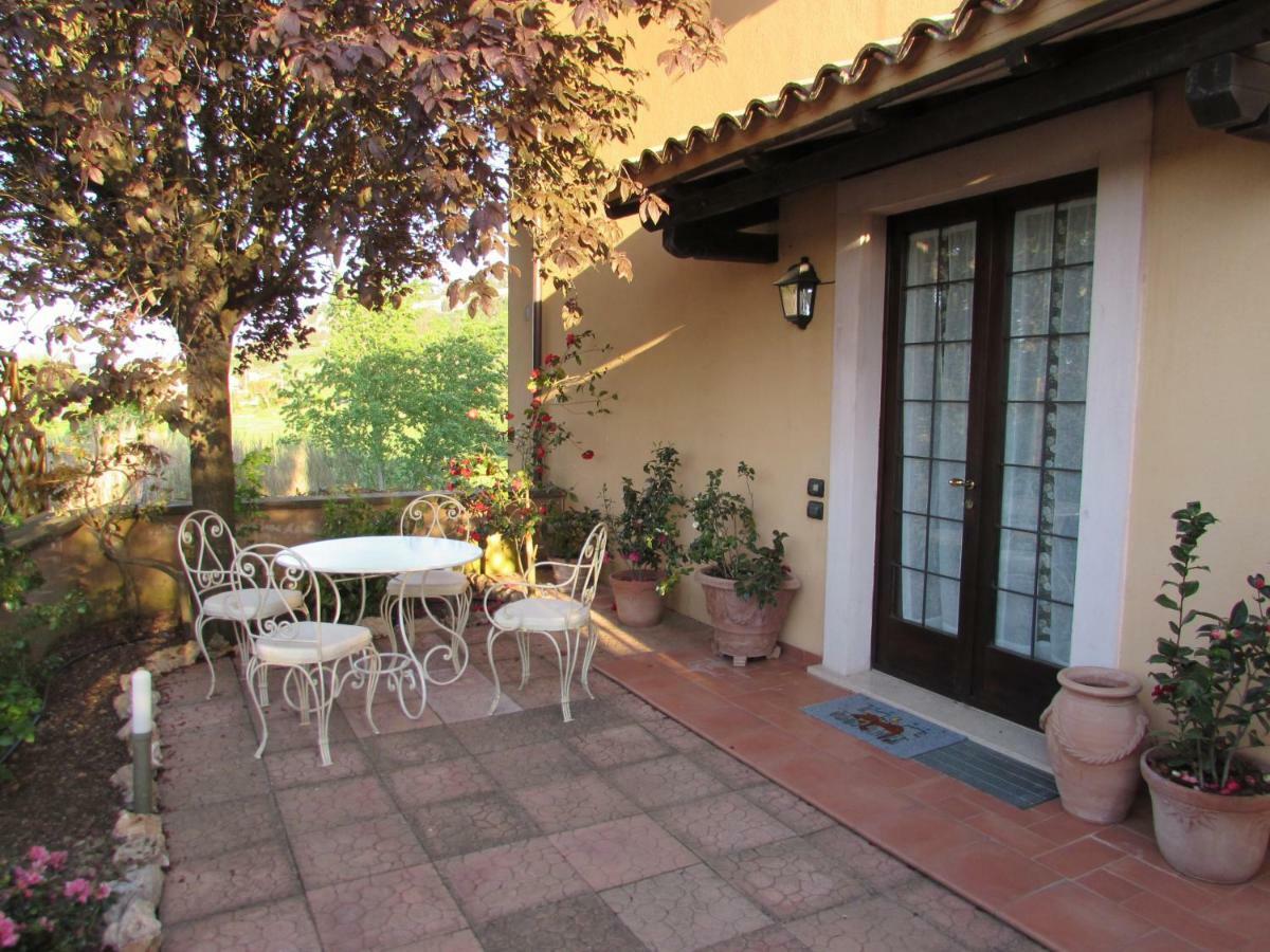 Casa Angolo Delle Rose Orvieto Bagian luar foto