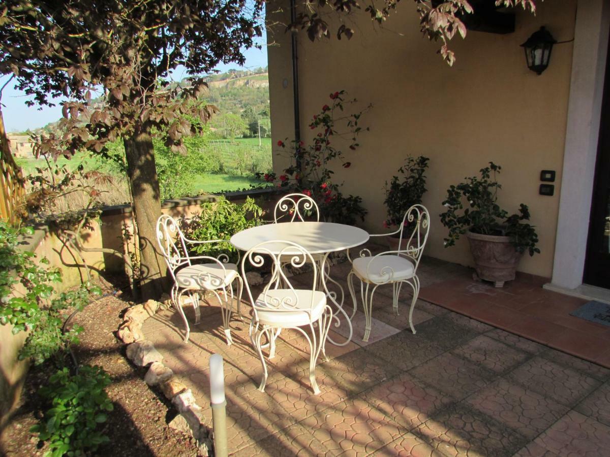 Casa Angolo Delle Rose Orvieto Bagian luar foto